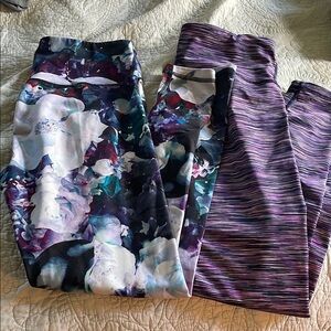 Old Navy Active Leggings with Blue and White Pattern